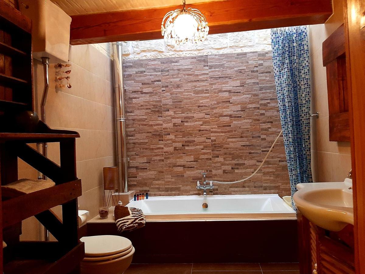 Bed and Breakfast The Lyndee House Nadur Exterior foto